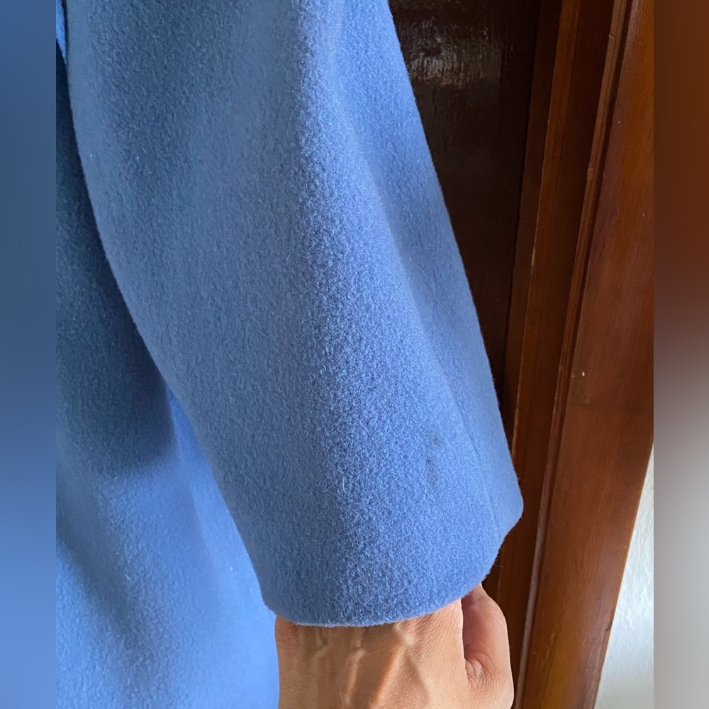 Vintage Light Blue Wool Winter Coat with Fox Fur Collar - Picture 6 of 6